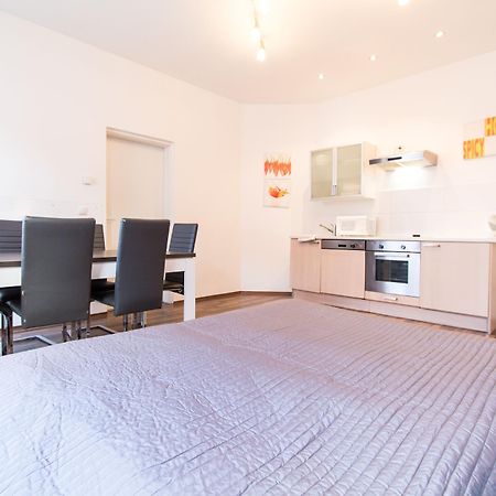 Apartment Troststrasse Wina Bagian luar foto