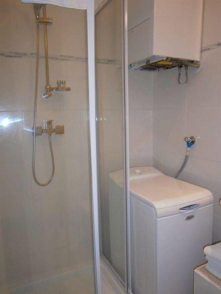 Apartment Troststrasse Wina Bagian luar foto