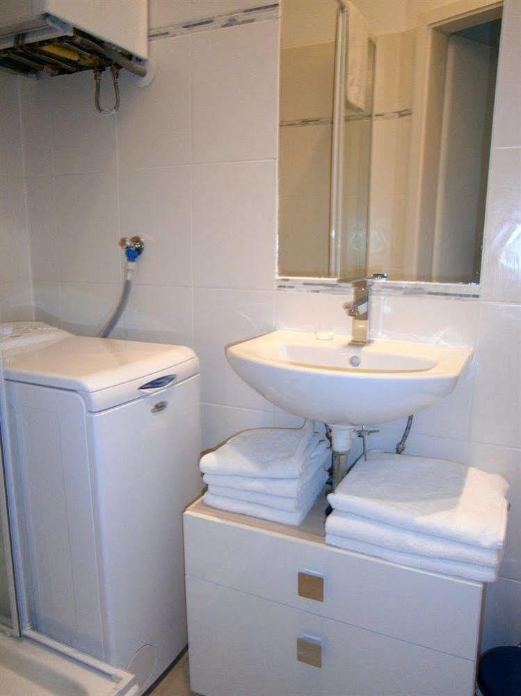 Apartment Troststrasse Wina Bagian luar foto