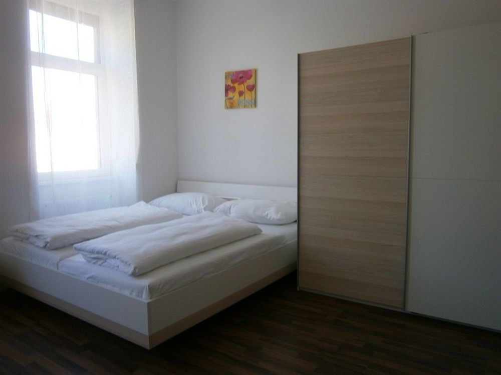 Apartment Troststrasse Wina Bagian luar foto